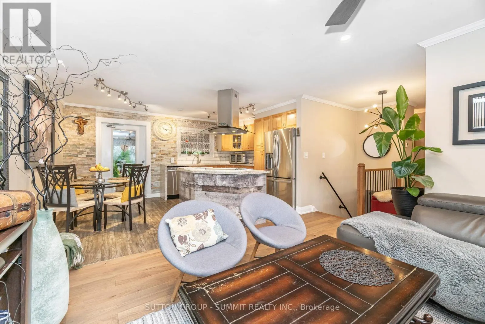 18 GOLDING AVENUE