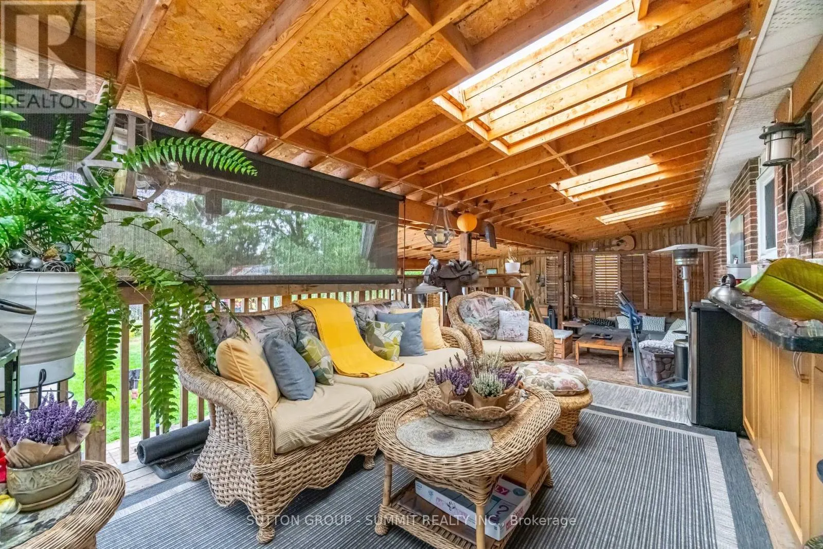 18 GOLDING AVENUE
