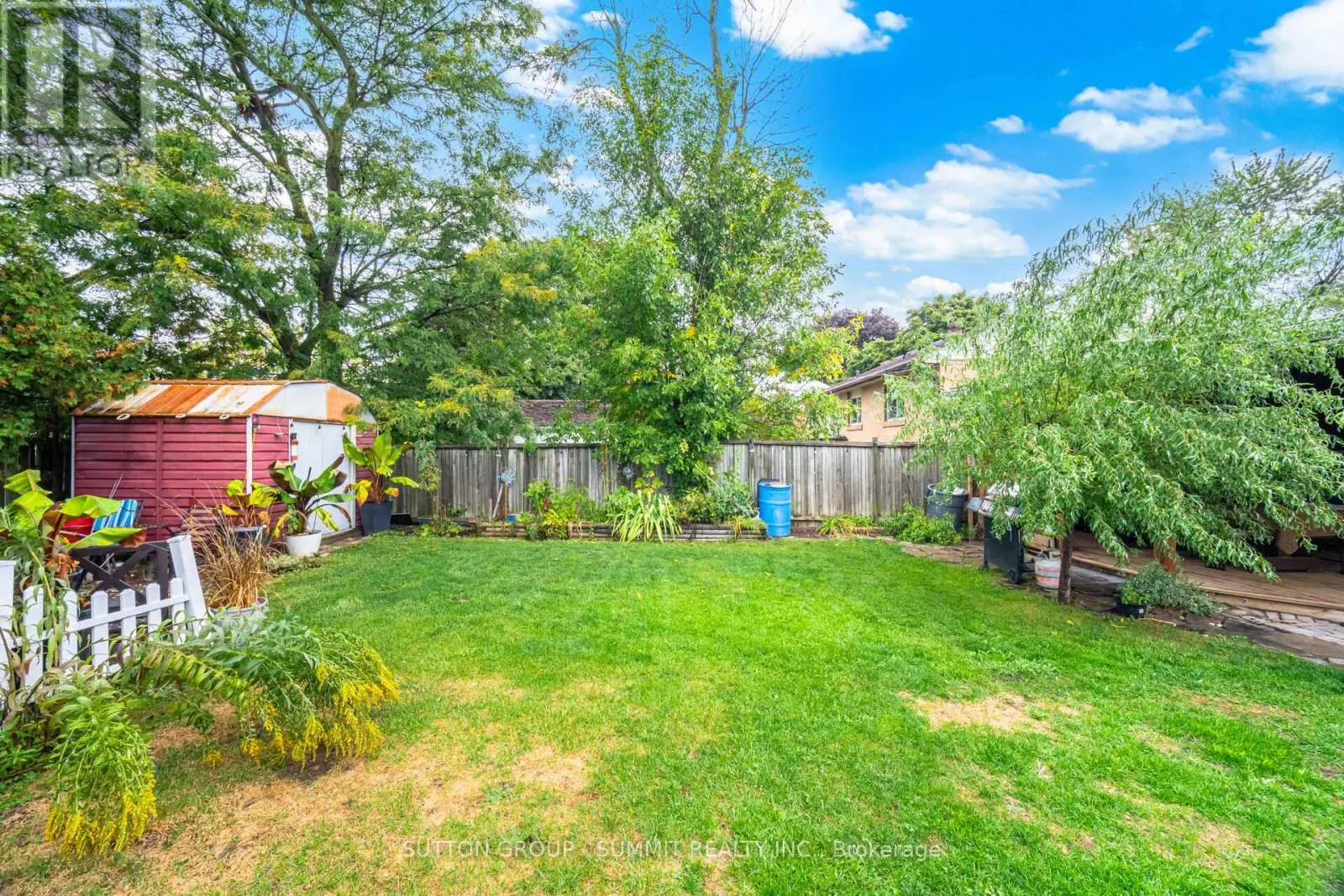 18 GOLDING AVENUE