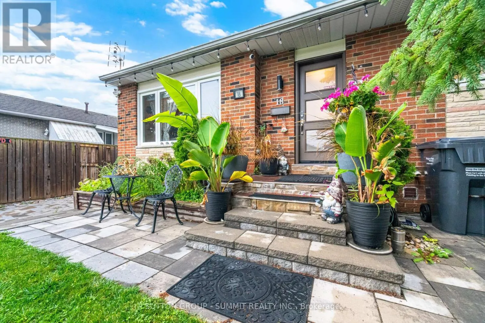 18 GOLDING AVENUE