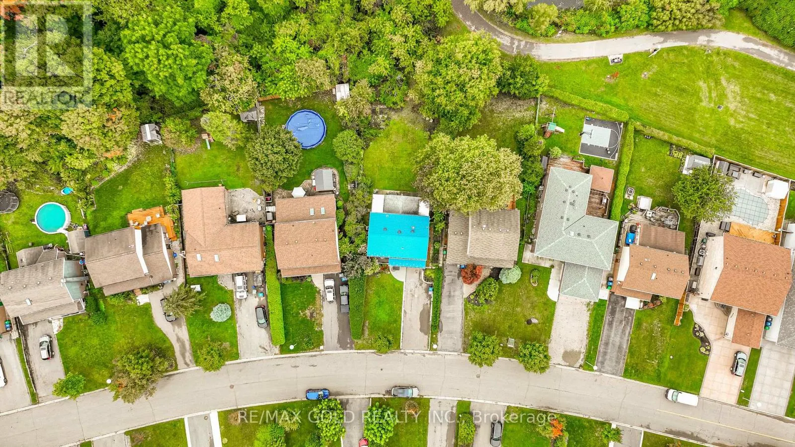 12 LORRAINE CRESCENT