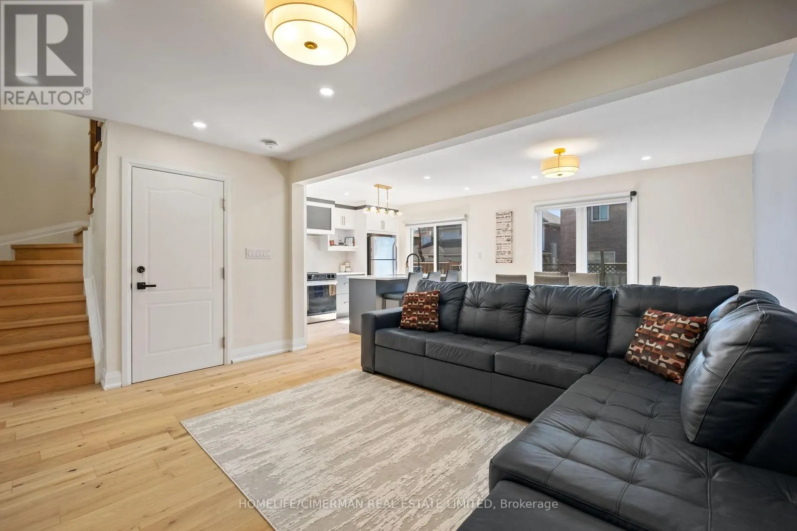 39 STANWELL DRIVE