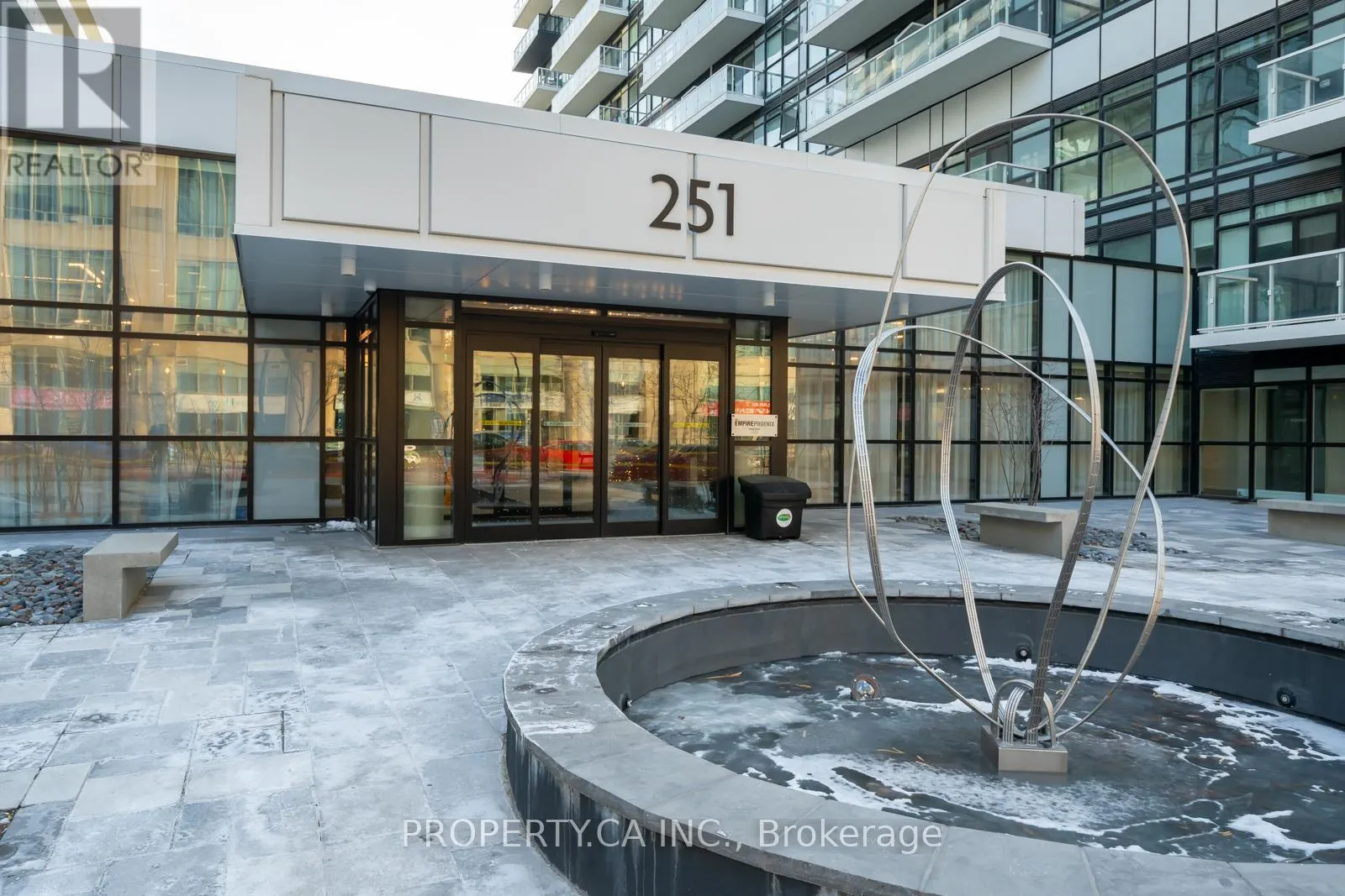 1204 - 251 MANITOBA STREET