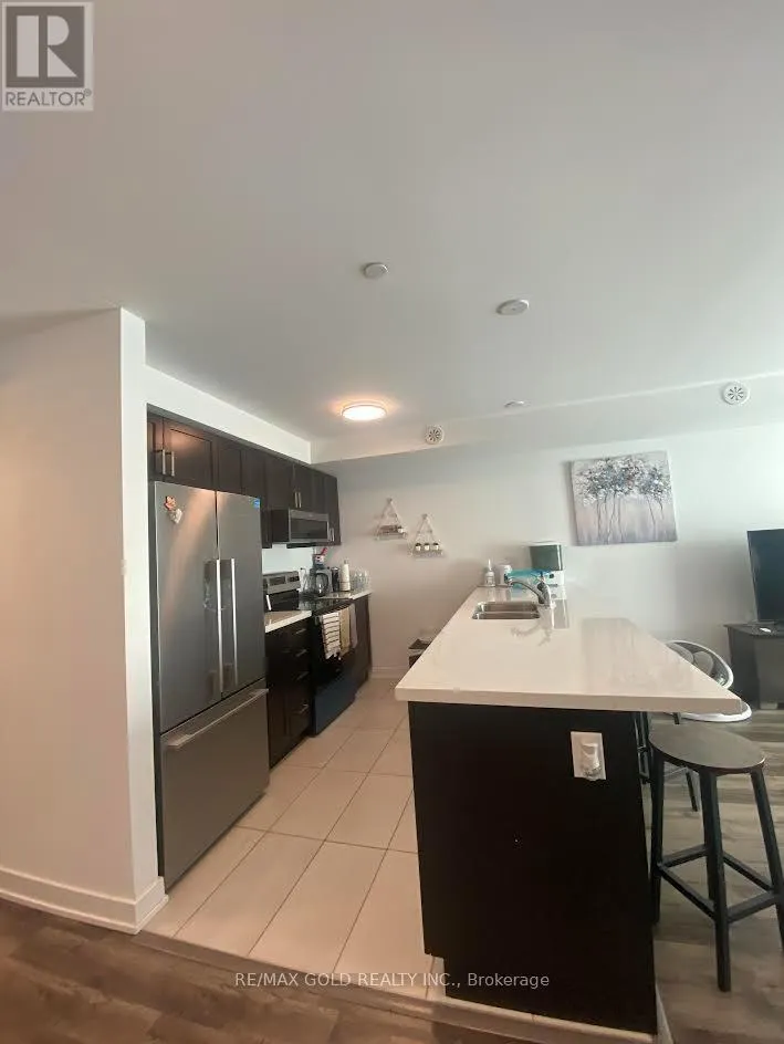 9 - 165 VETERANS DRIVE