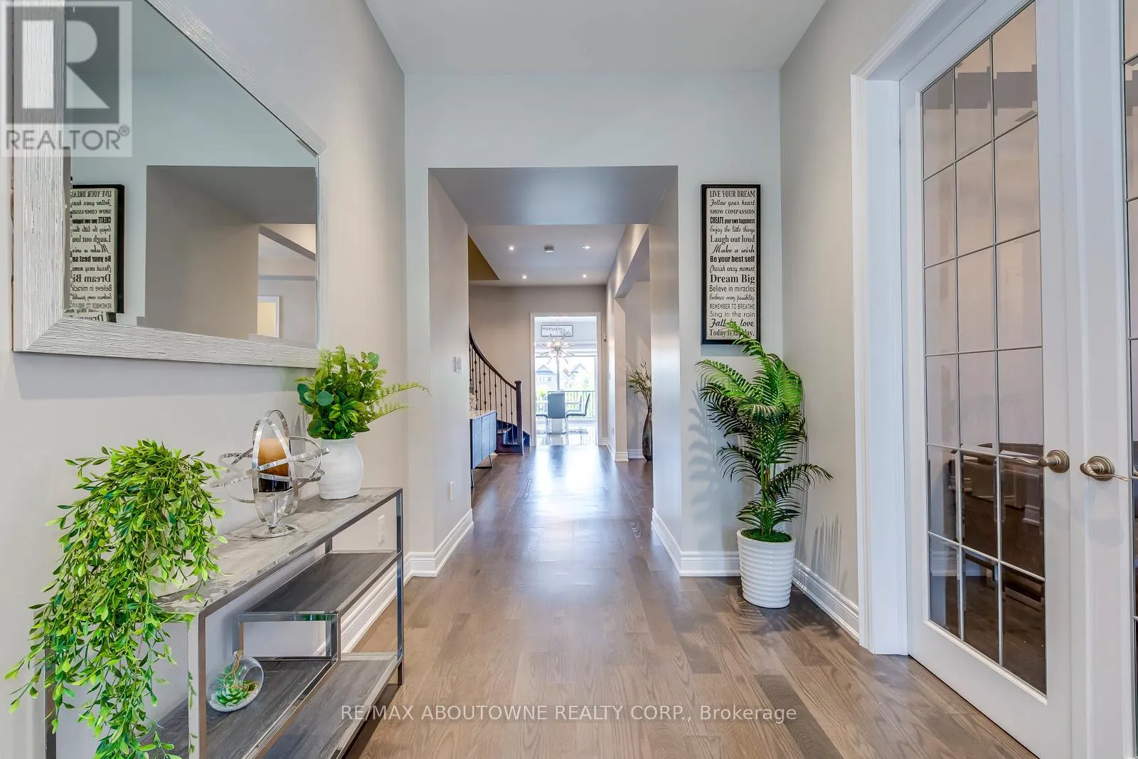 19 RAINDROP TERRACE