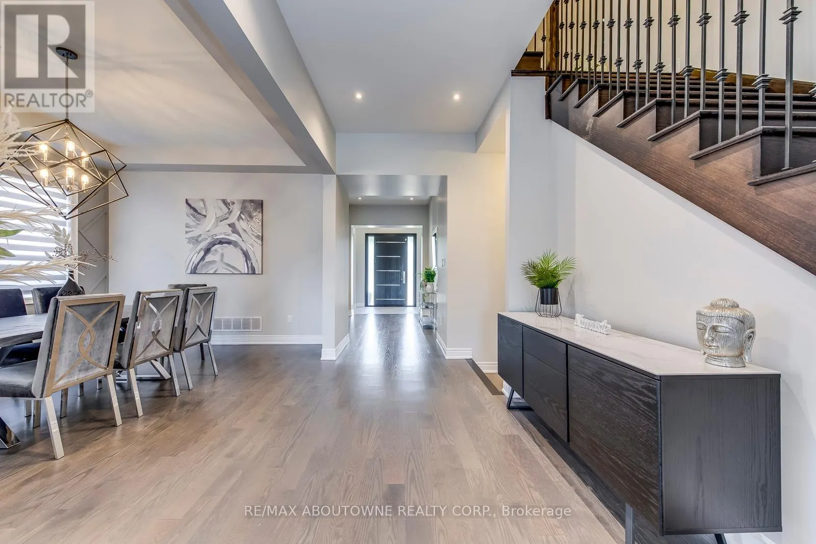 19 RAINDROP TERRACE