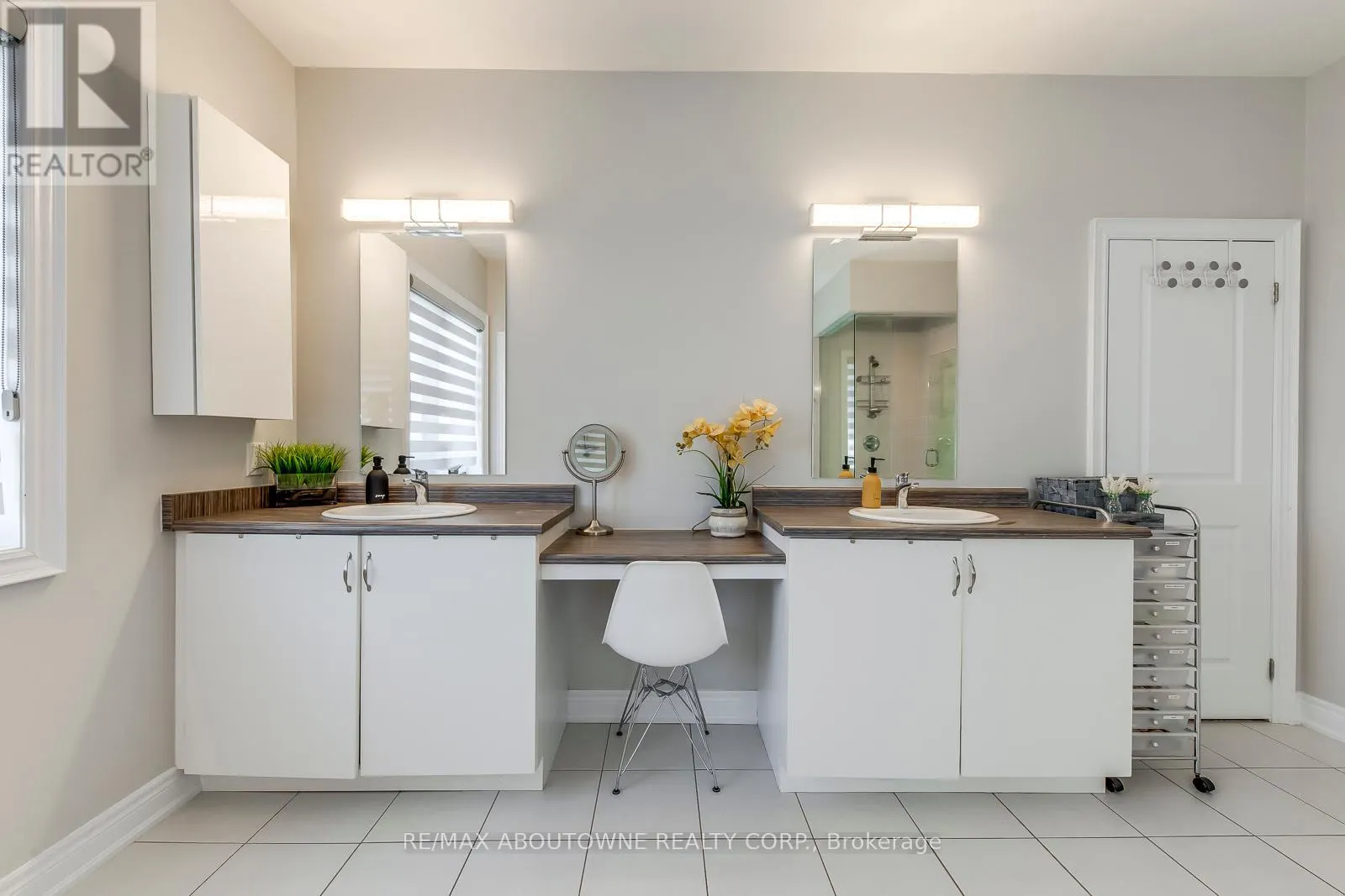 19 RAINDROP TERRACE