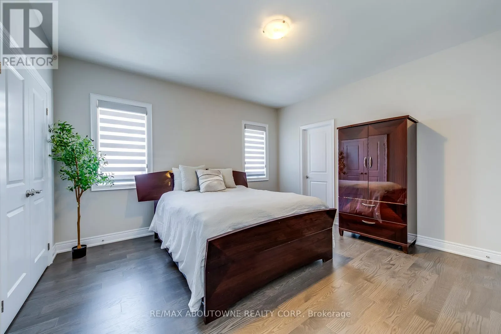 19 RAINDROP TERRACE