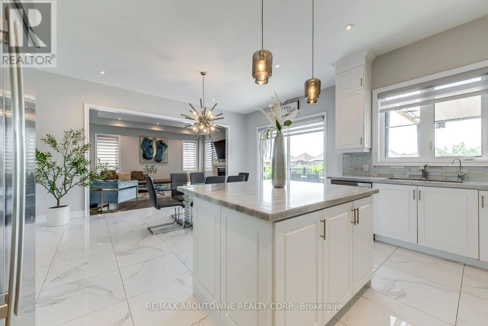 19 RAINDROP TERRACE