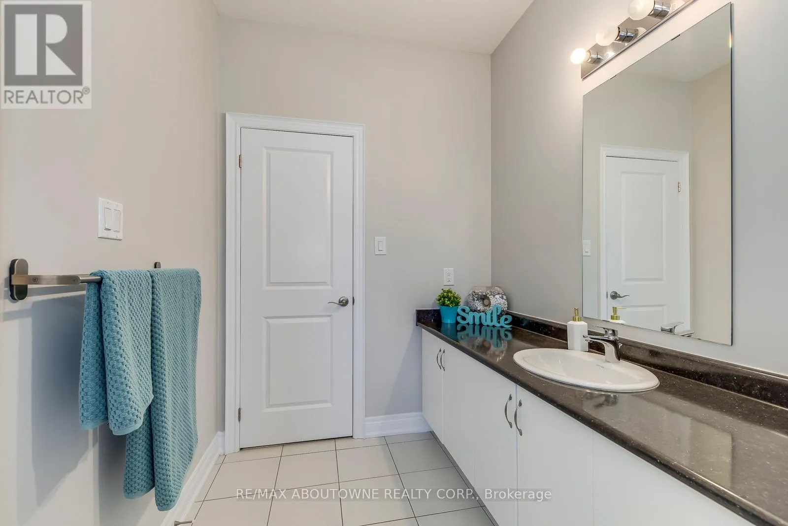 19 RAINDROP TERRACE