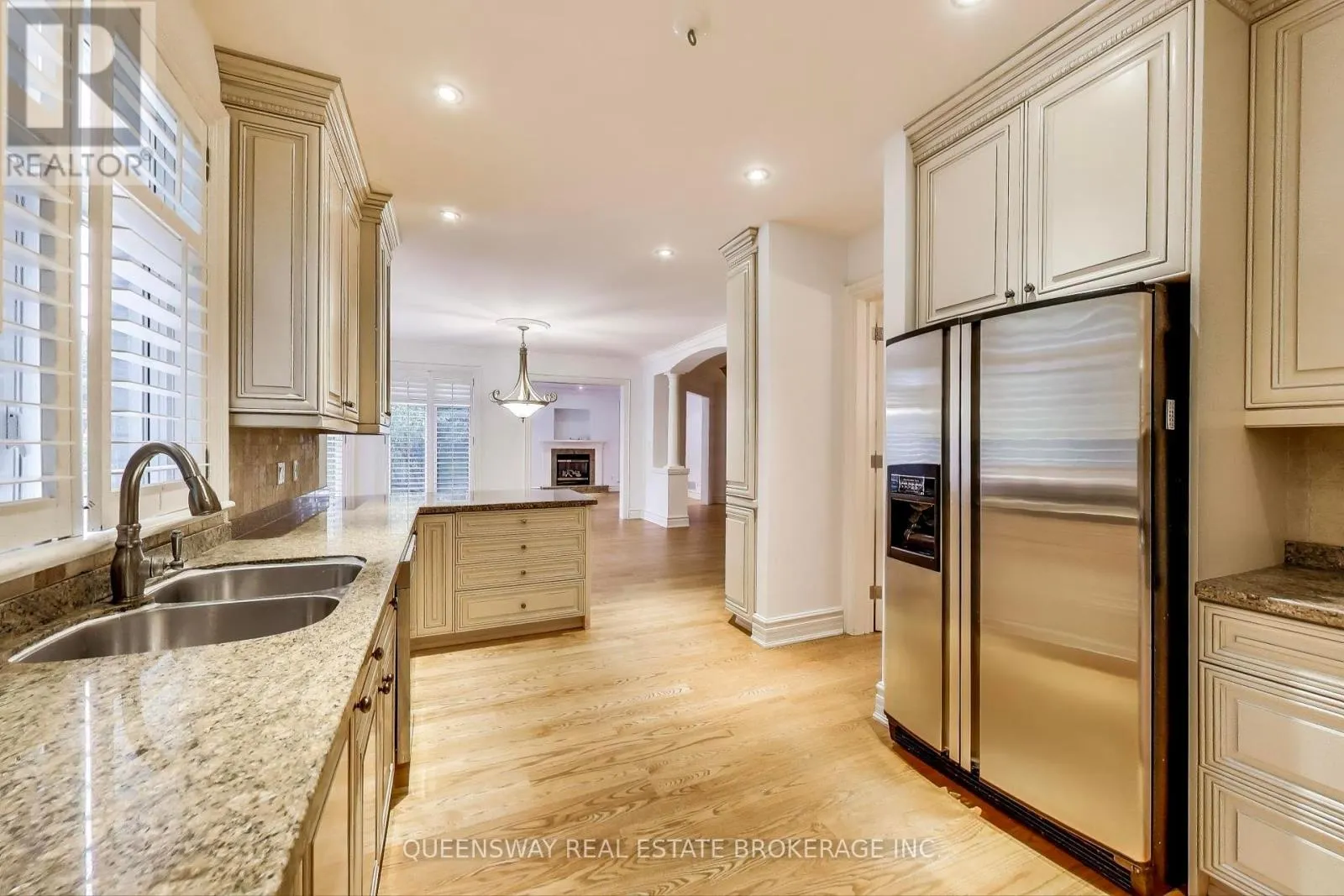 1371 CHRISEDEN DRIVE