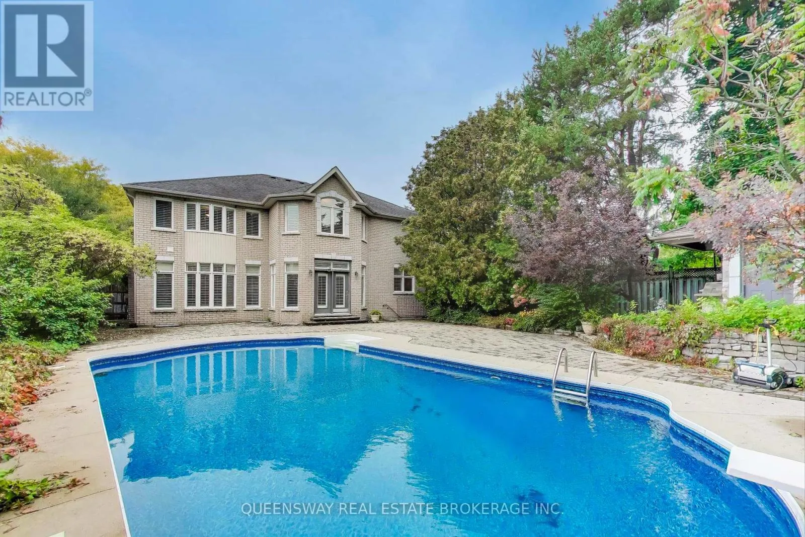 1371 CHRISEDEN DRIVE