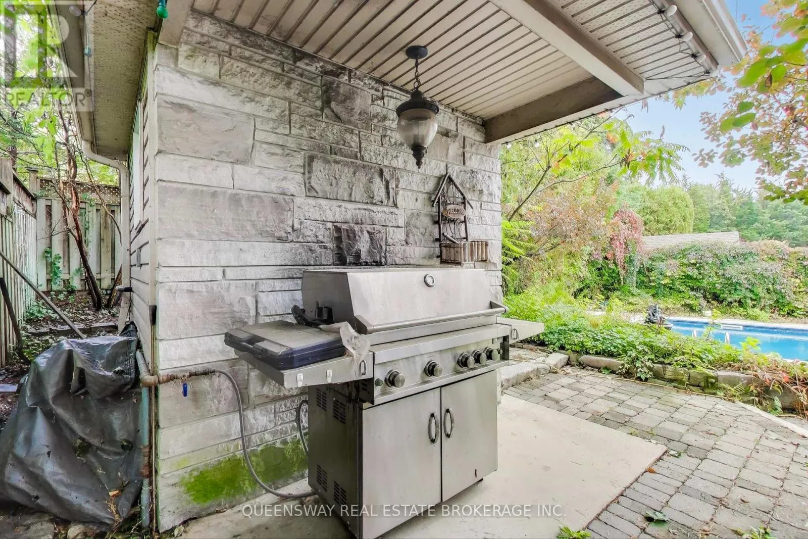 1371 CHRISEDEN DRIVE
