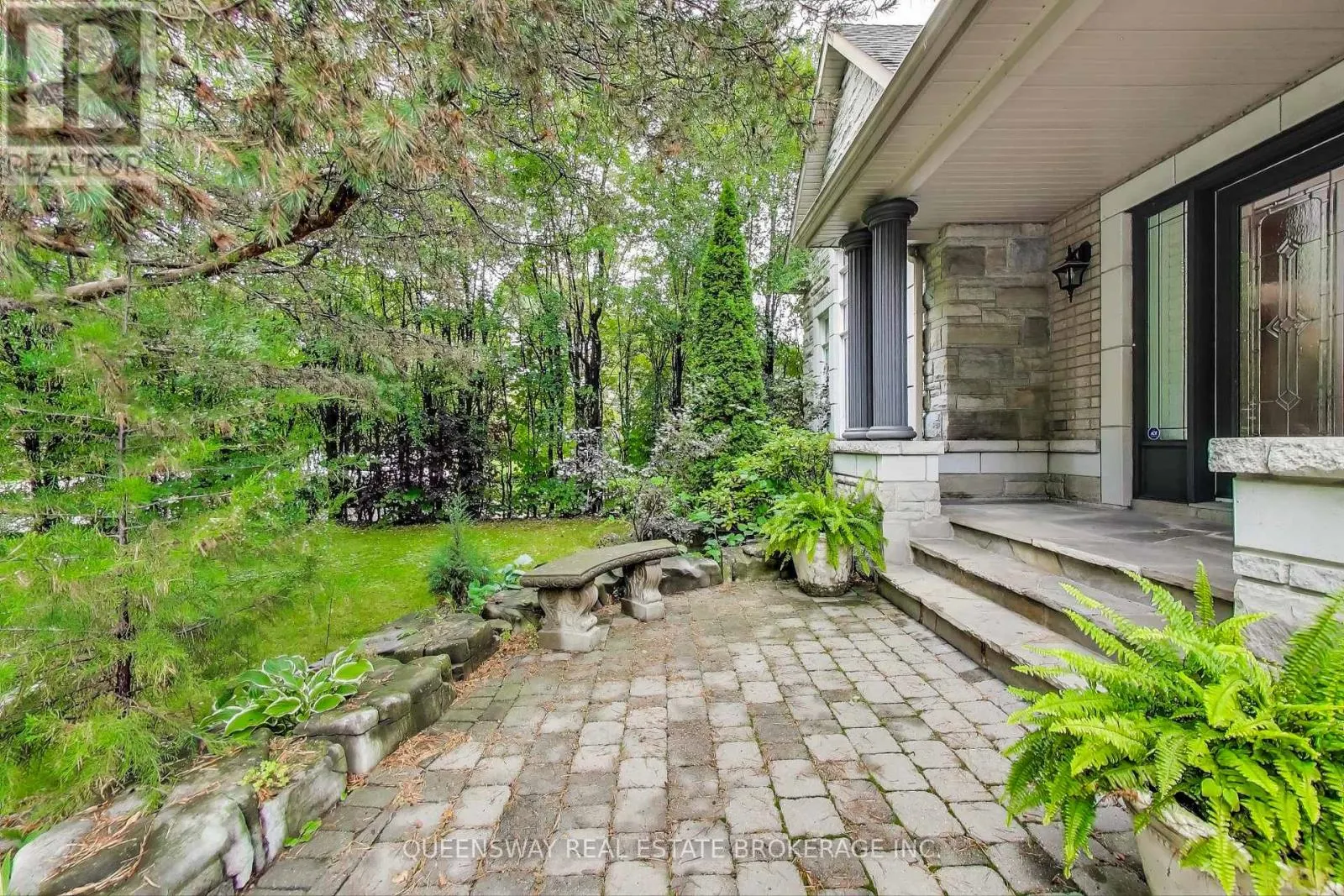 1371 CHRISEDEN DRIVE