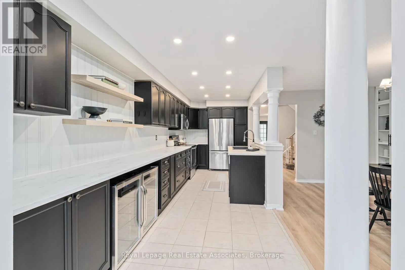 17 SNOWBERRY CRESCENT