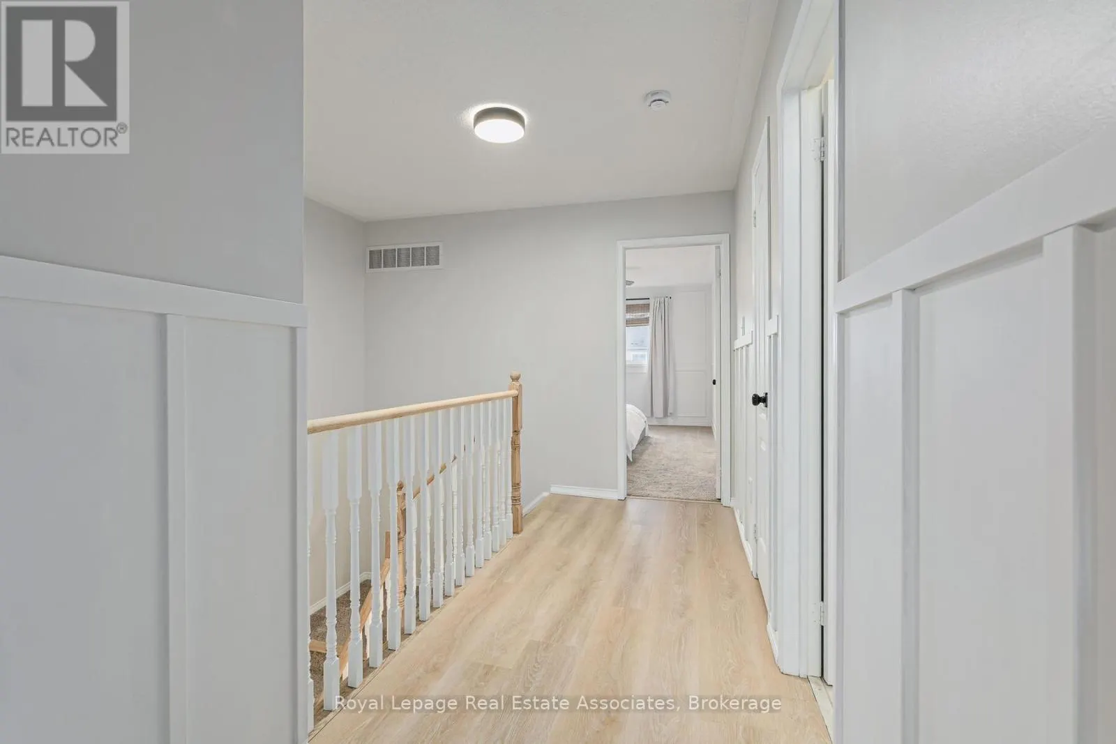 17 SNOWBERRY CRESCENT