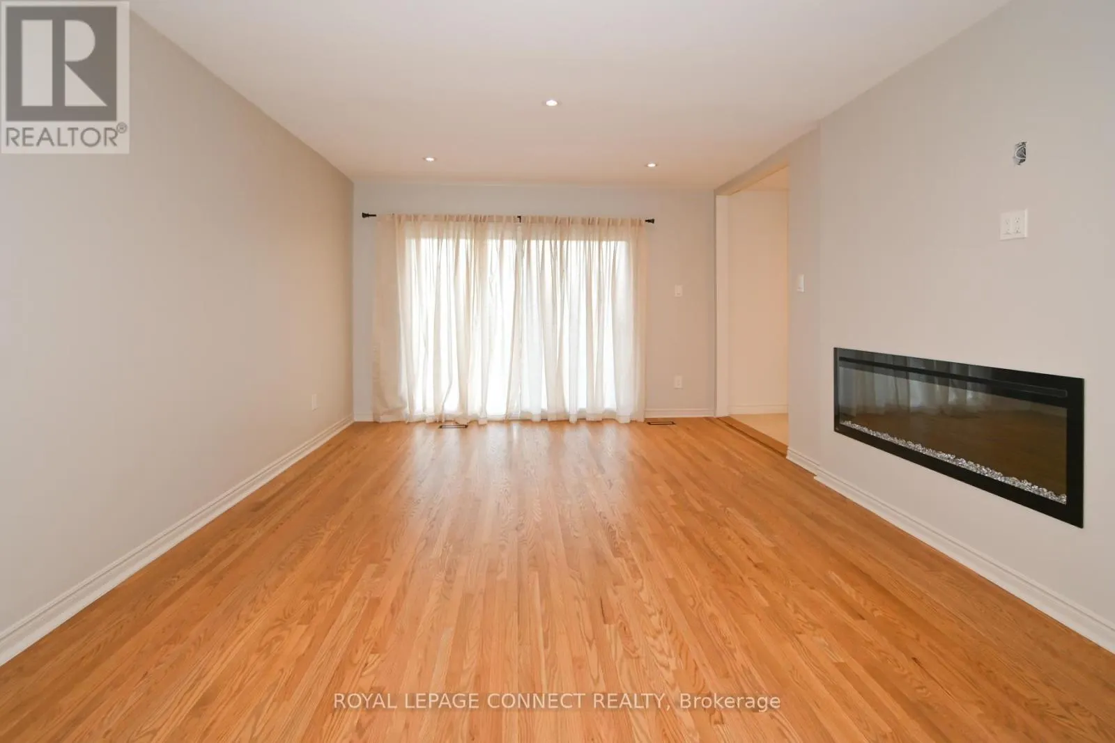 MAIN LEVEL - 28 JOHN LINDSAY COURT