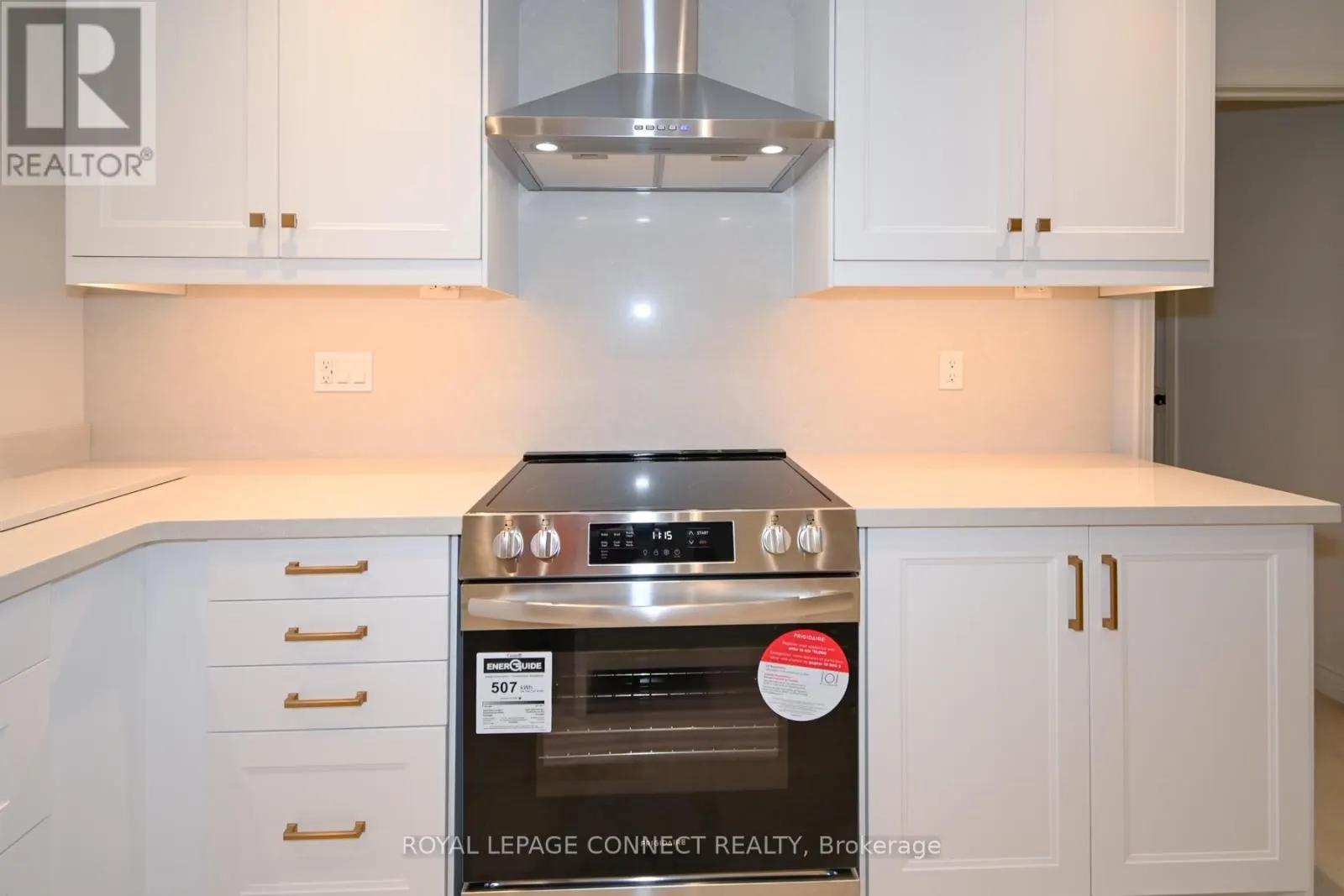MAIN LEVEL - 28 JOHN LINDSAY COURT