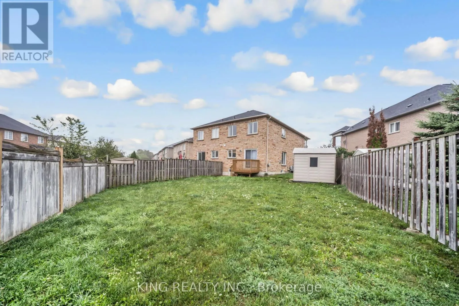 34 DEWRIDGE COURT
