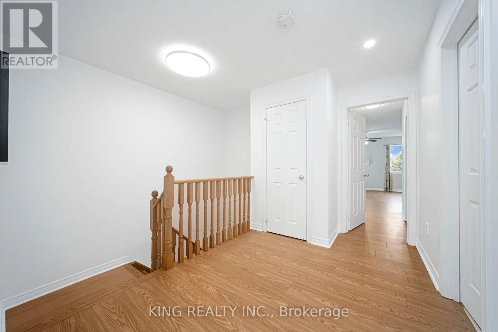 34 DEWRIDGE COURT