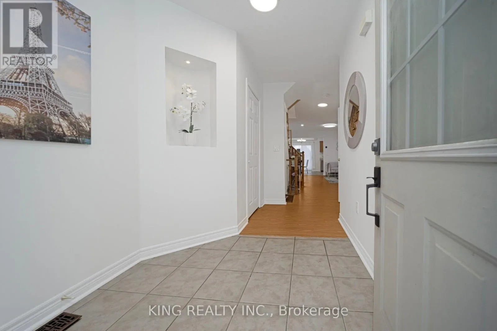34 DEWRIDGE COURT