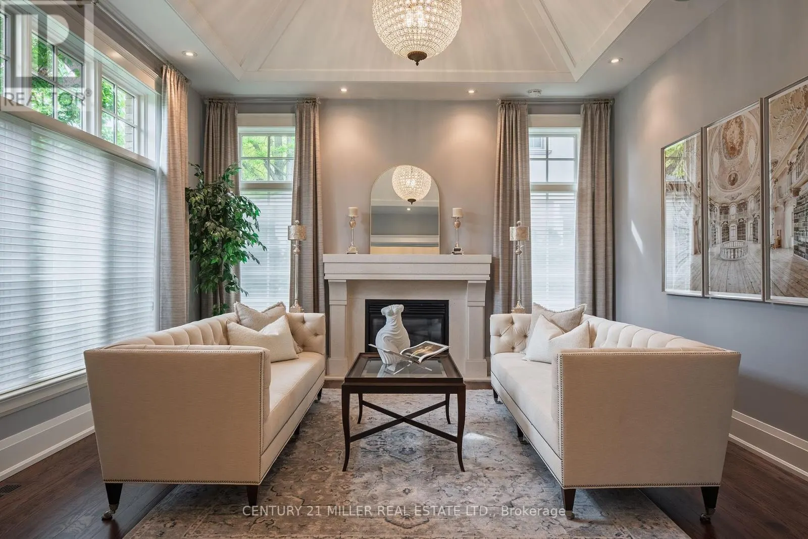 209 DONESSLE DRIVE