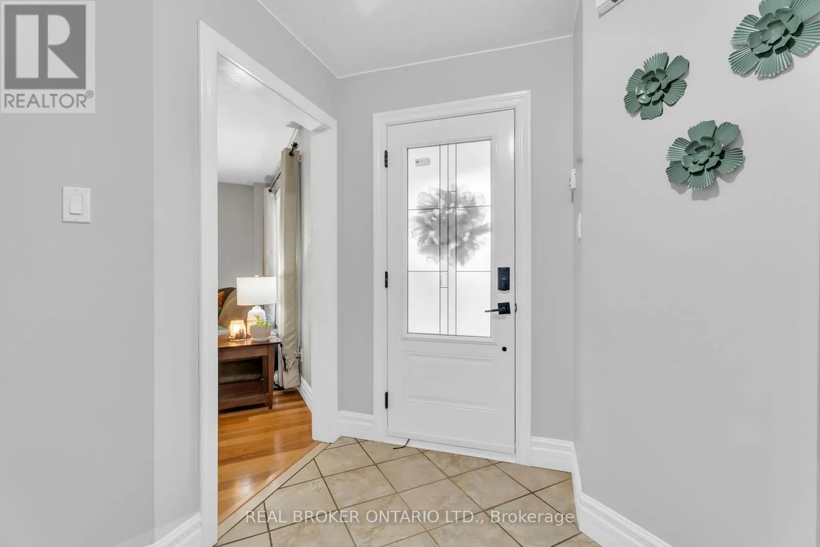 309 HOWARD CRESCENT