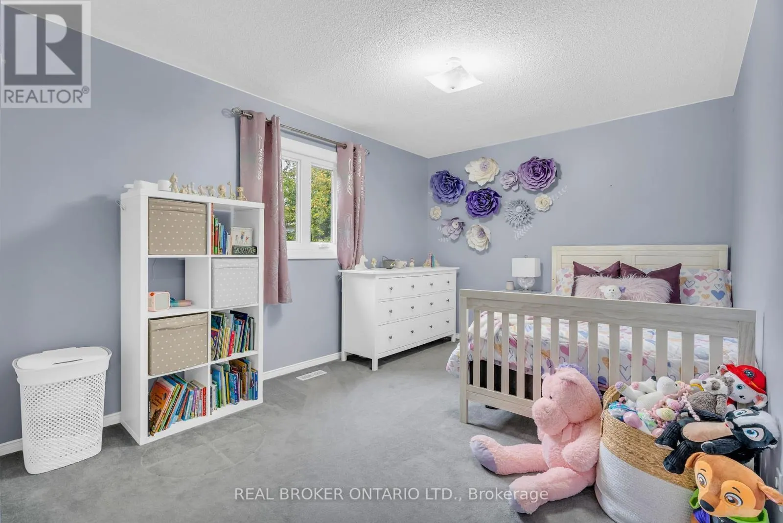 309 HOWARD CRESCENT