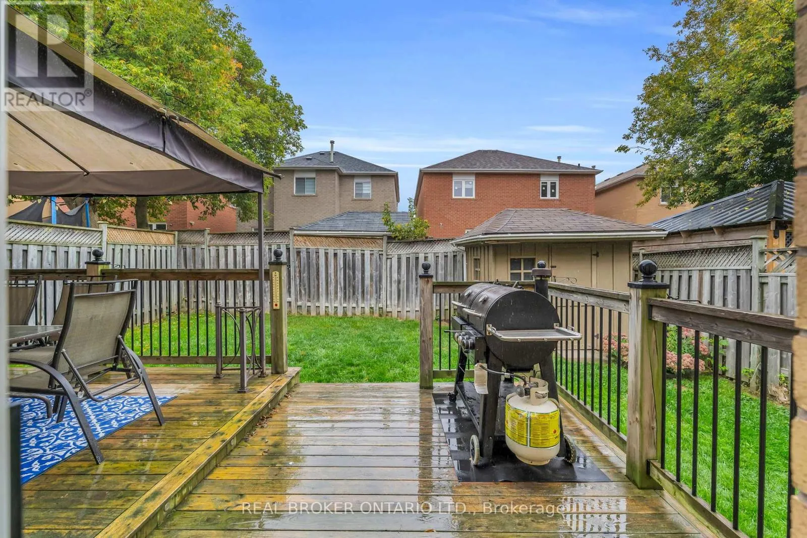 309 HOWARD CRESCENT