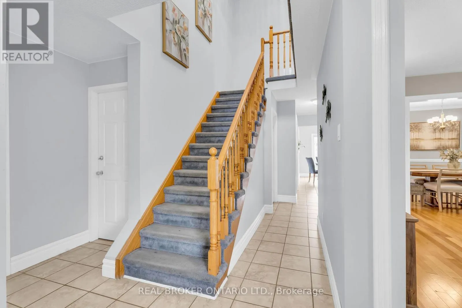 309 HOWARD CRESCENT