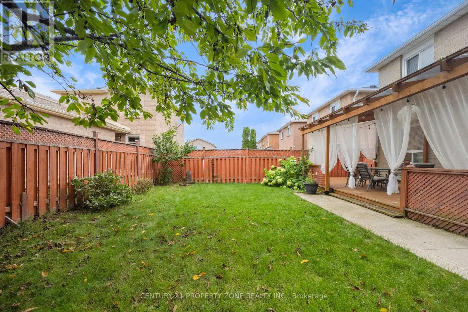 2 CORTEZ COURT