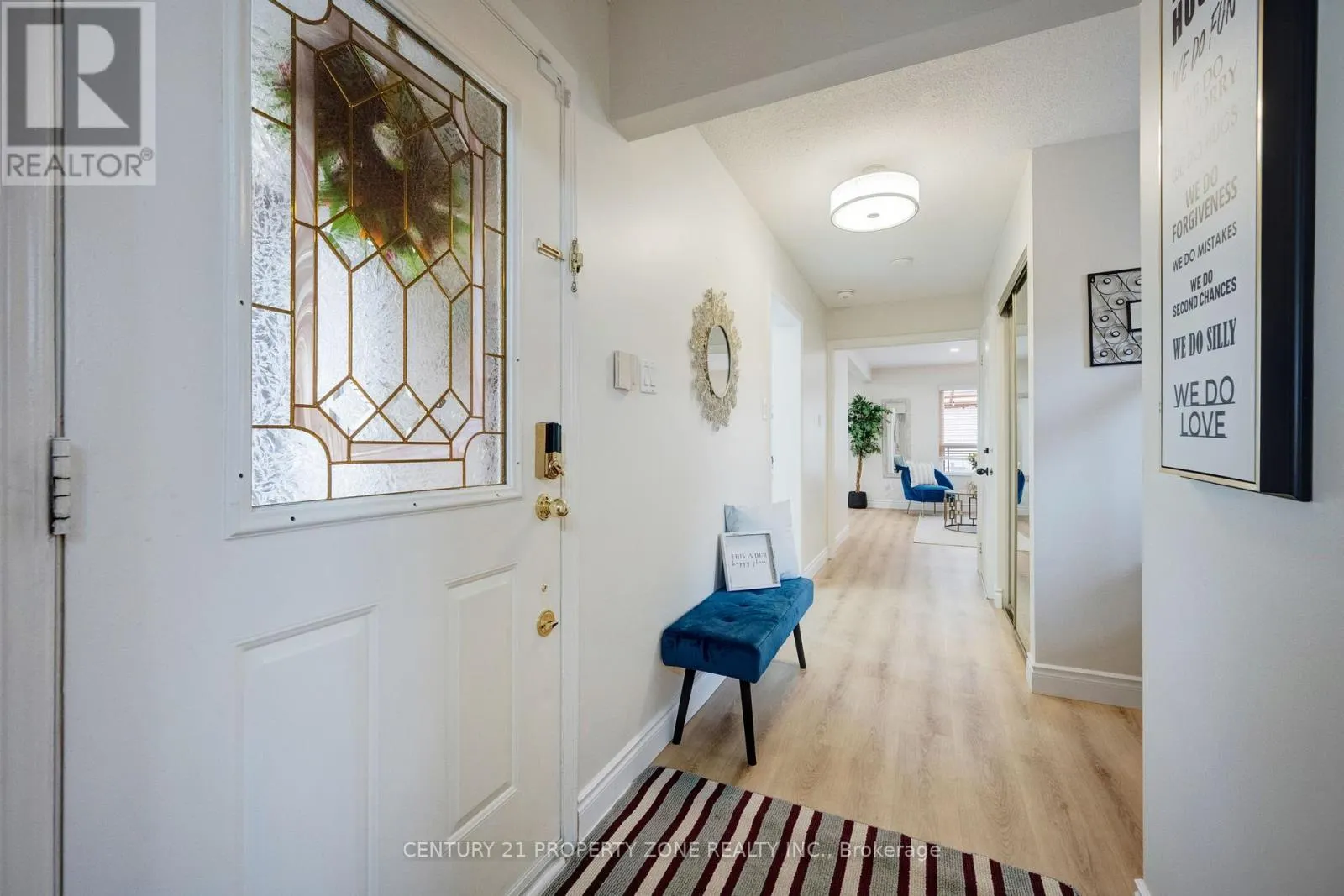 2 CORTEZ COURT
