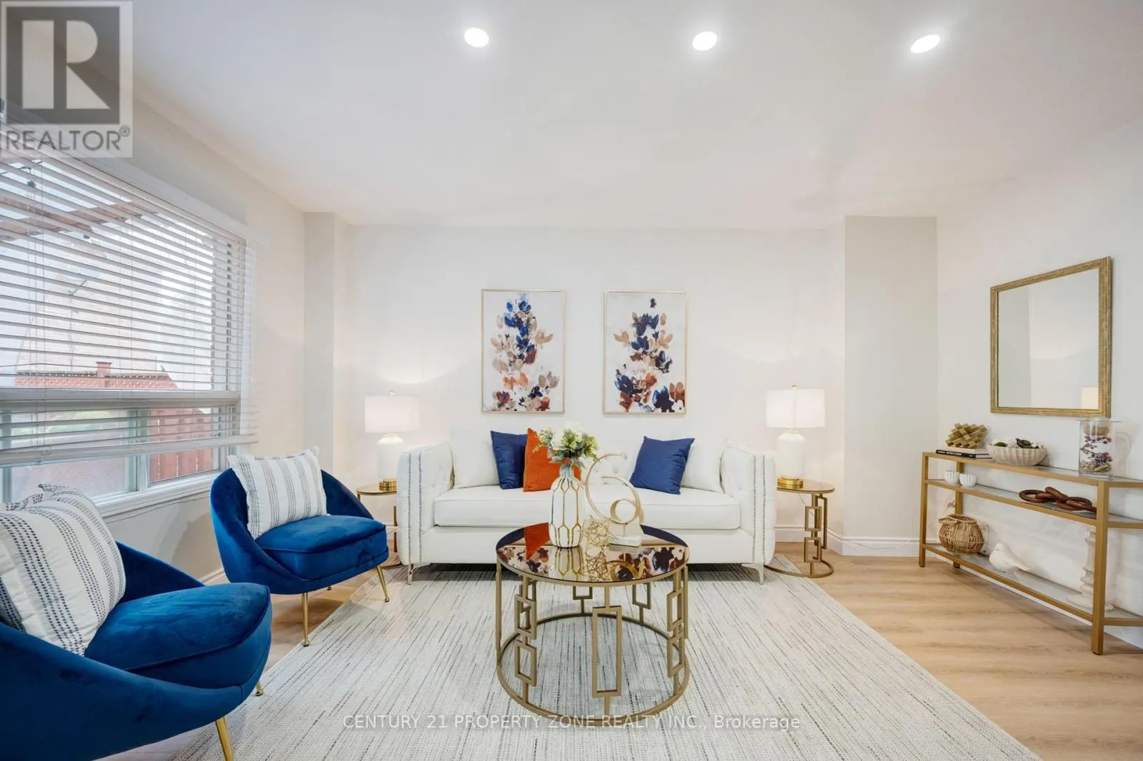 2 CORTEZ COURT