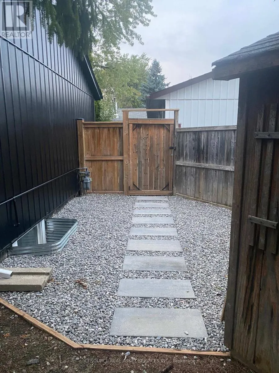 26 HILLBANK TRAIL