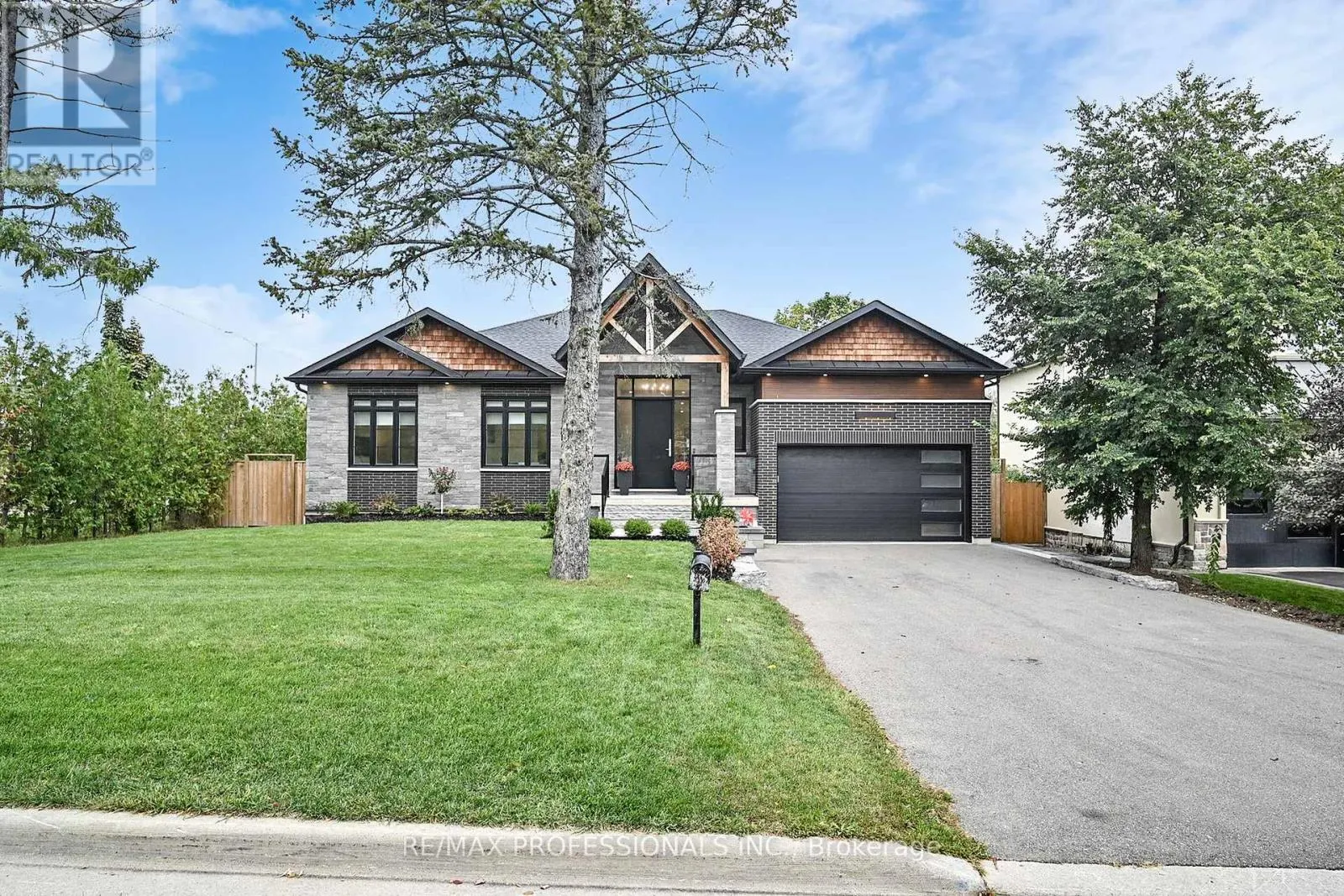 2615 WHALEY DRIVE