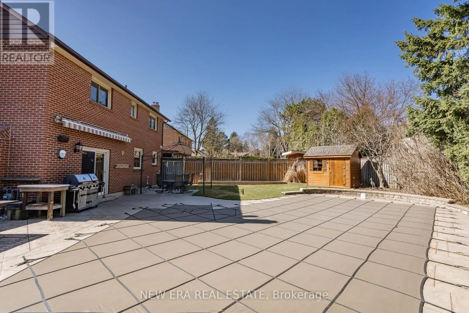 6 CAIRNMORE COURT