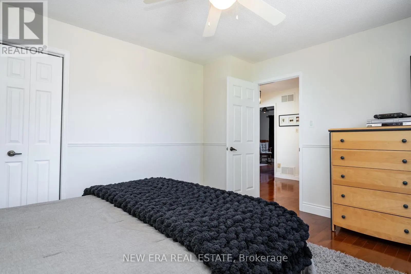 6 CAIRNMORE COURT