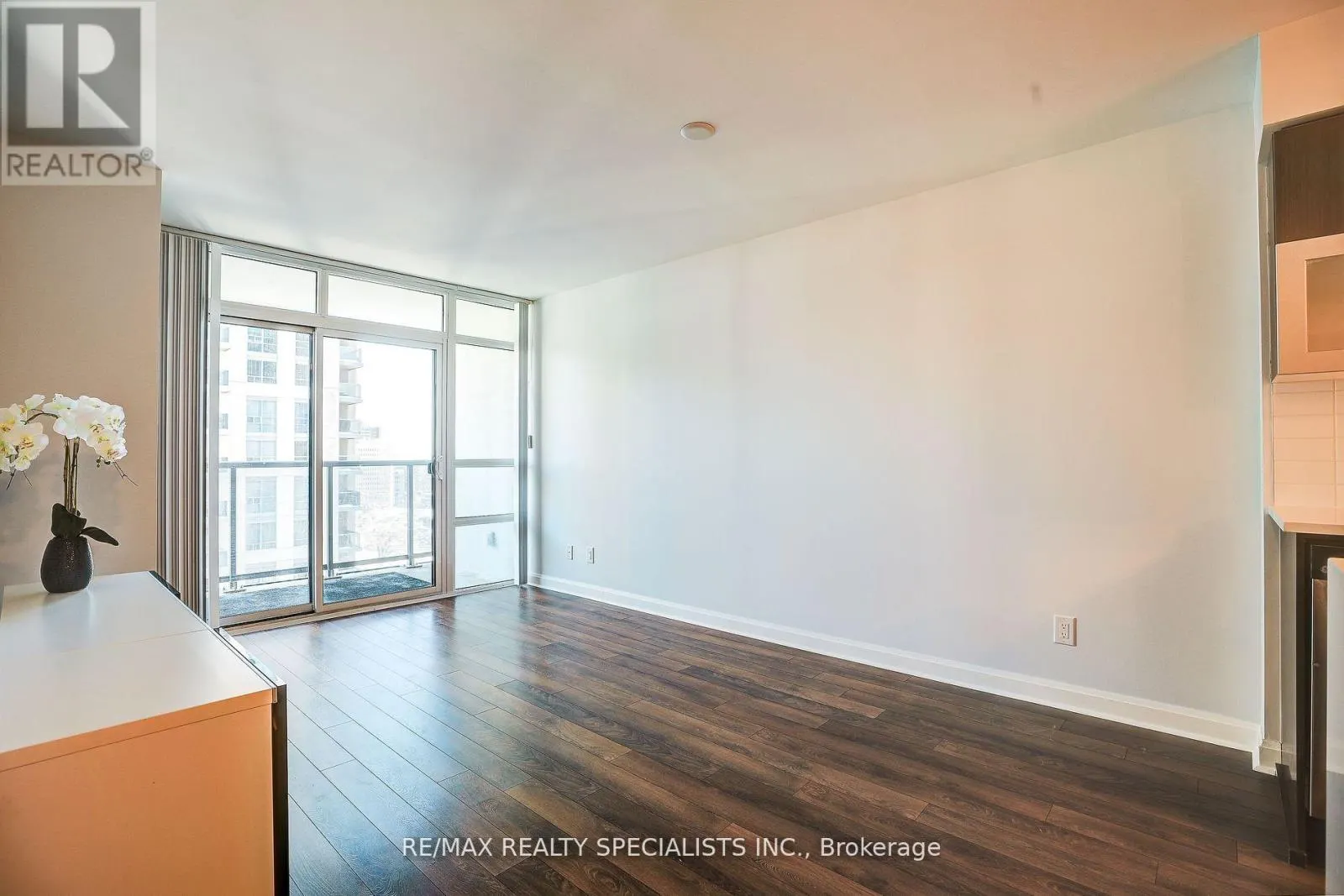 1512 - 1 MICHAEL POWER PLACE