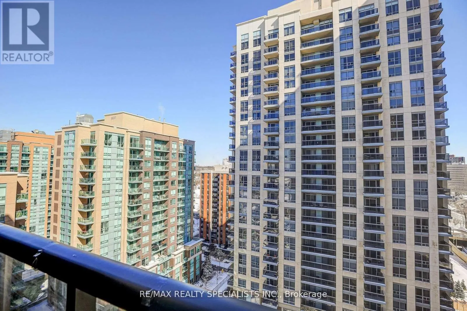 1512 - 1 MICHAEL POWER PLACE
