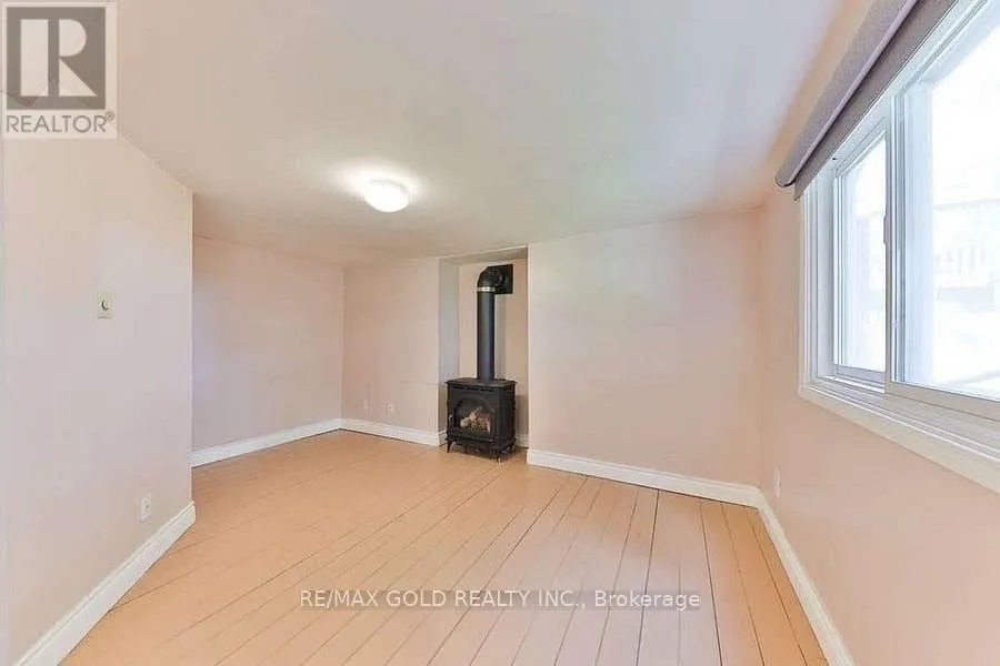 5275 THORNWOOD DRIVE