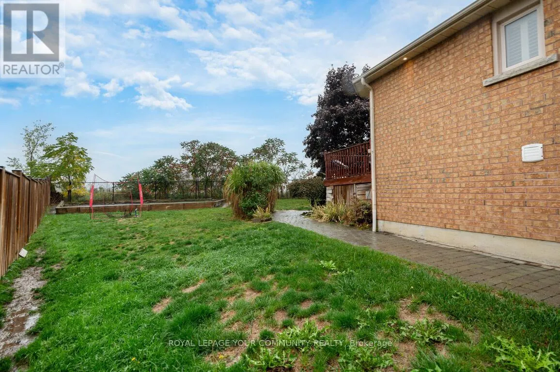 63 ROLLING HILLS LANE