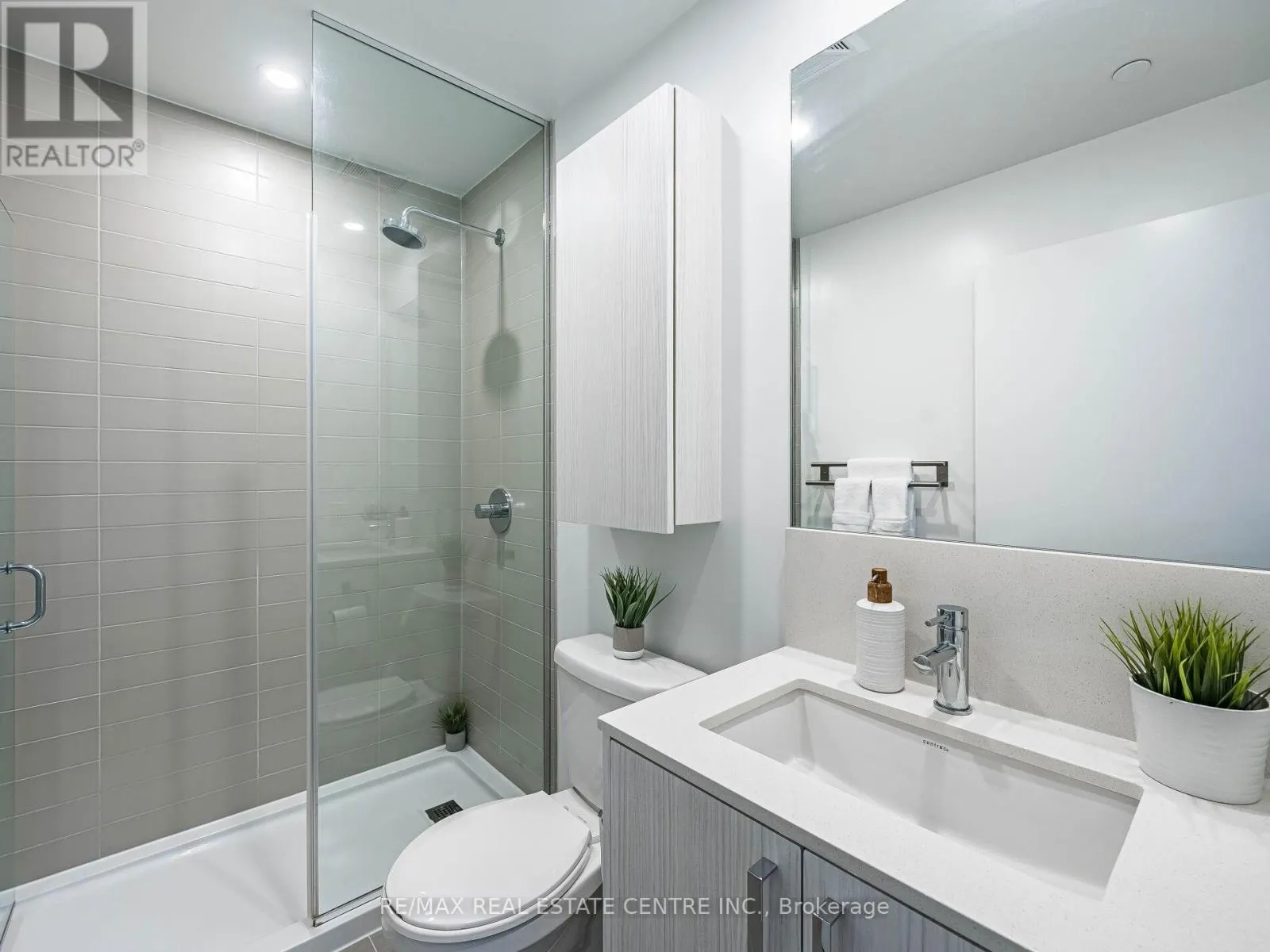 429 - 1787 ST CLAIR AVENUE W