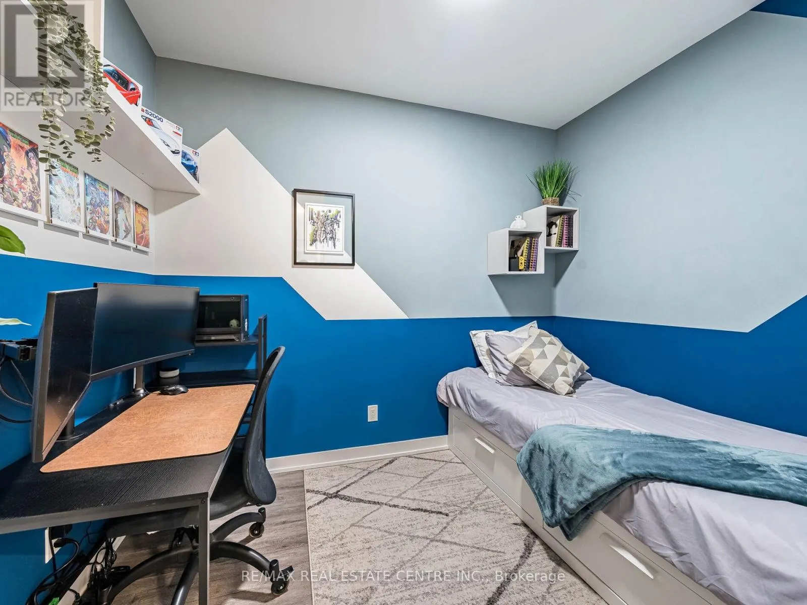 429 - 1787 ST CLAIR AVENUE W