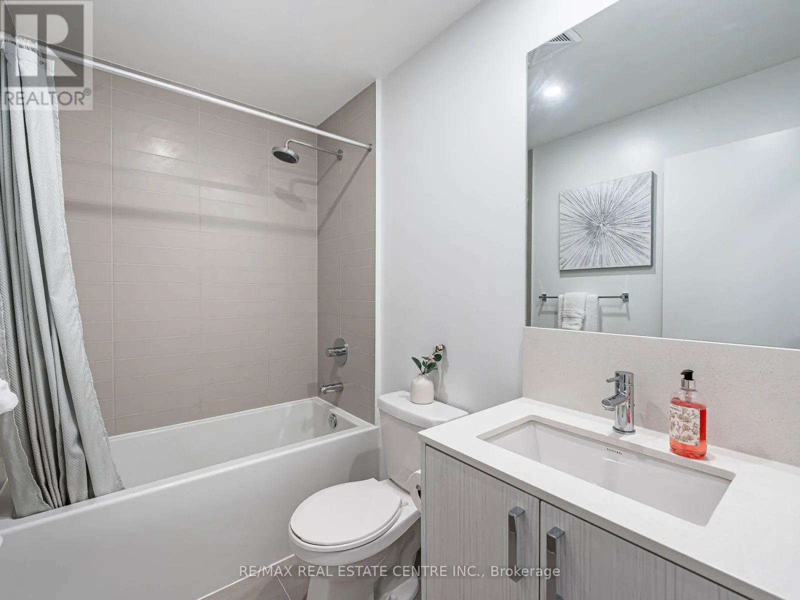 429 - 1787 ST CLAIR AVENUE W