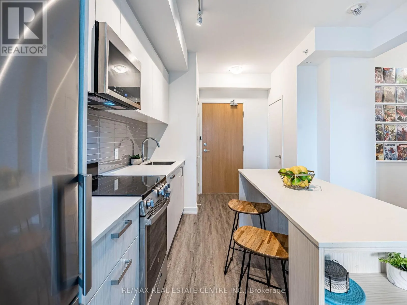 429 - 1787 ST CLAIR AVENUE W