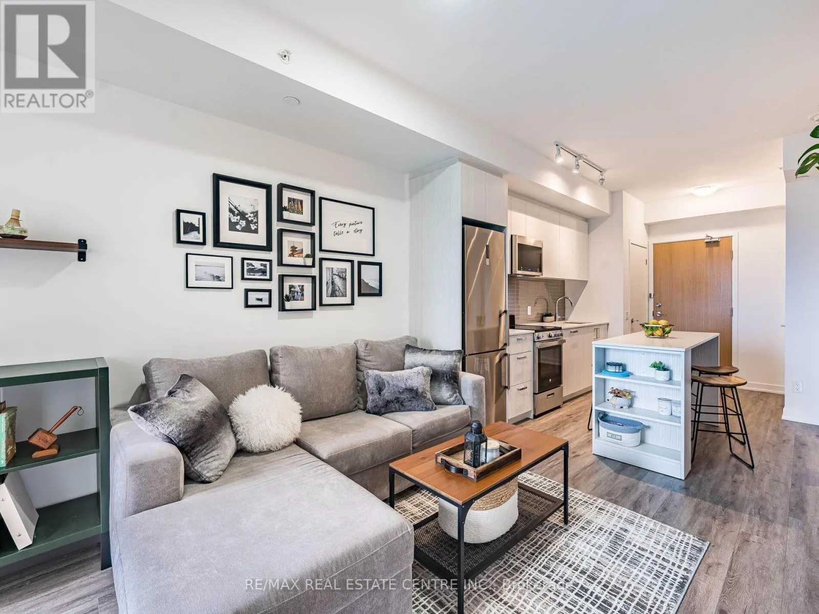 429 - 1787 ST CLAIR AVENUE W