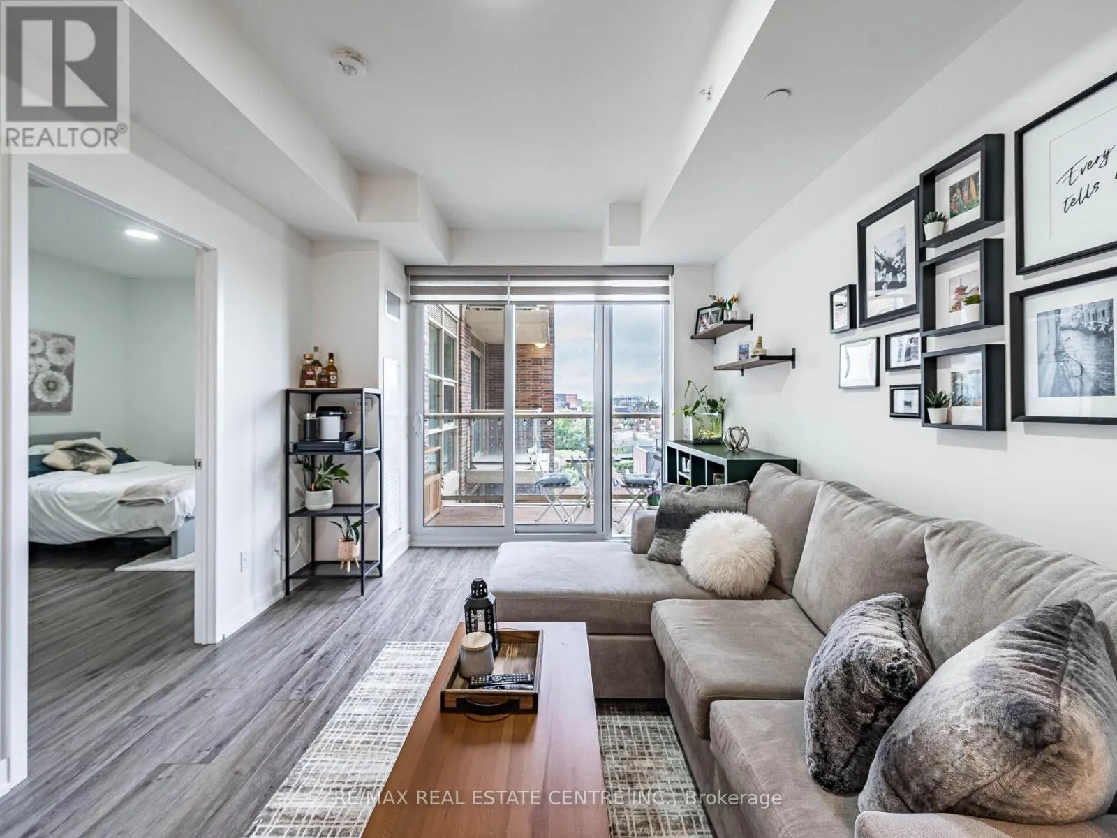 429 - 1787 ST CLAIR AVENUE W