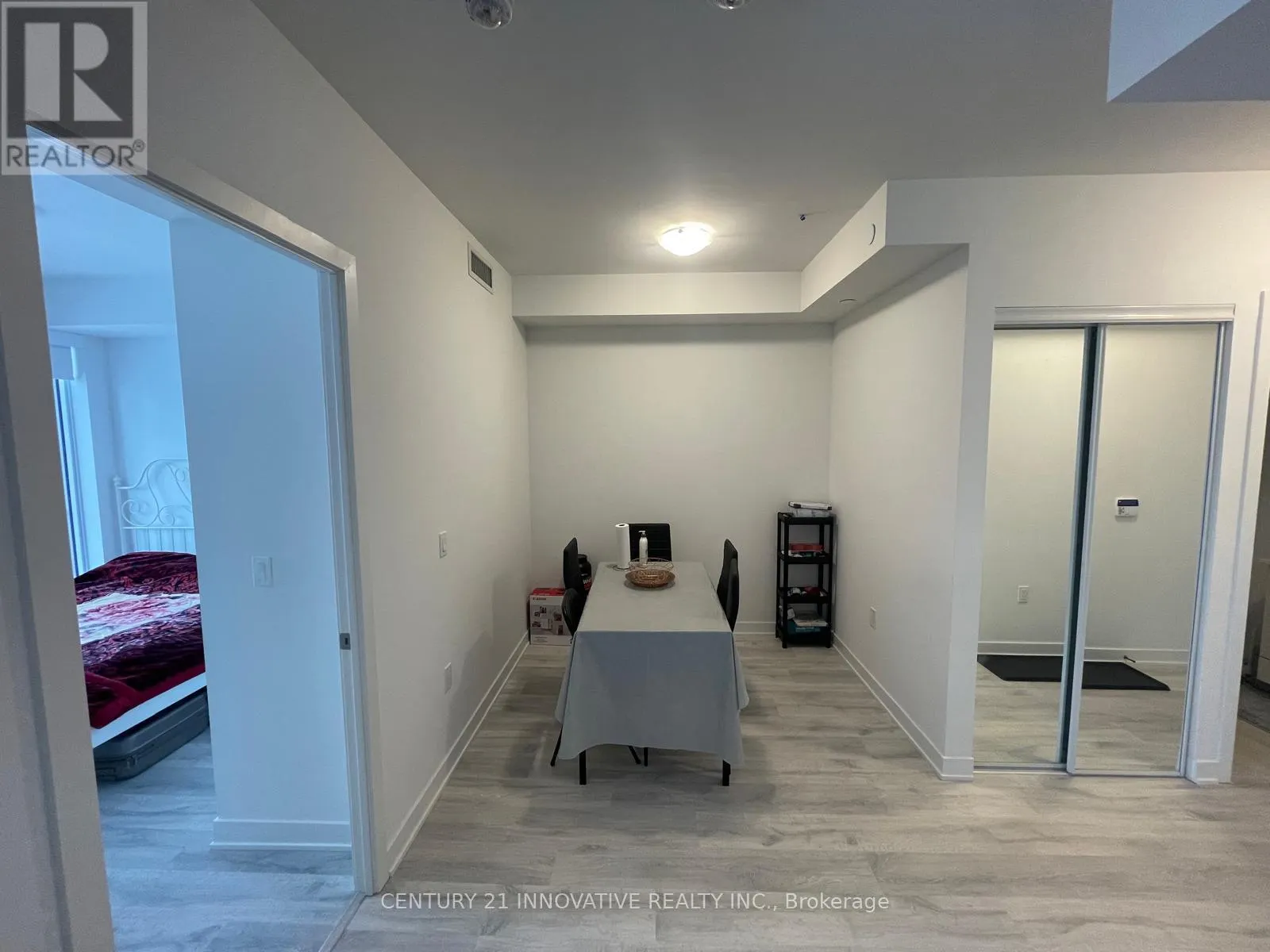 1609B - 4655 METCALFE AVENUE
