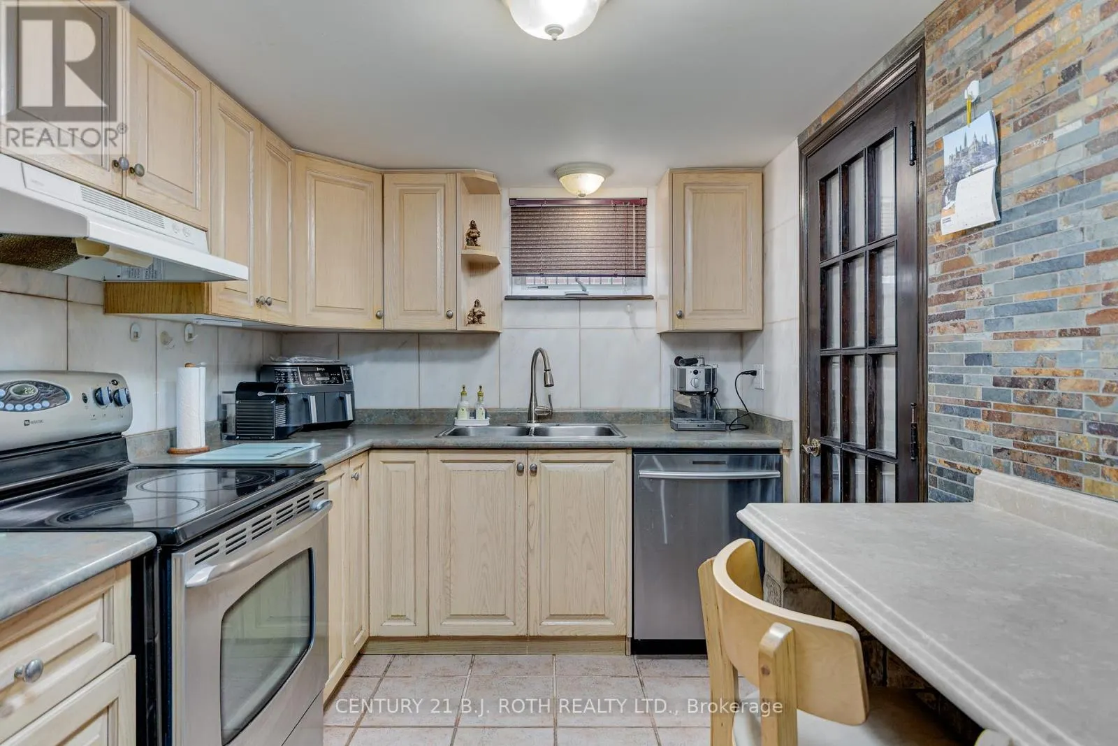 193 EPSOM DOWNS DRIVE
