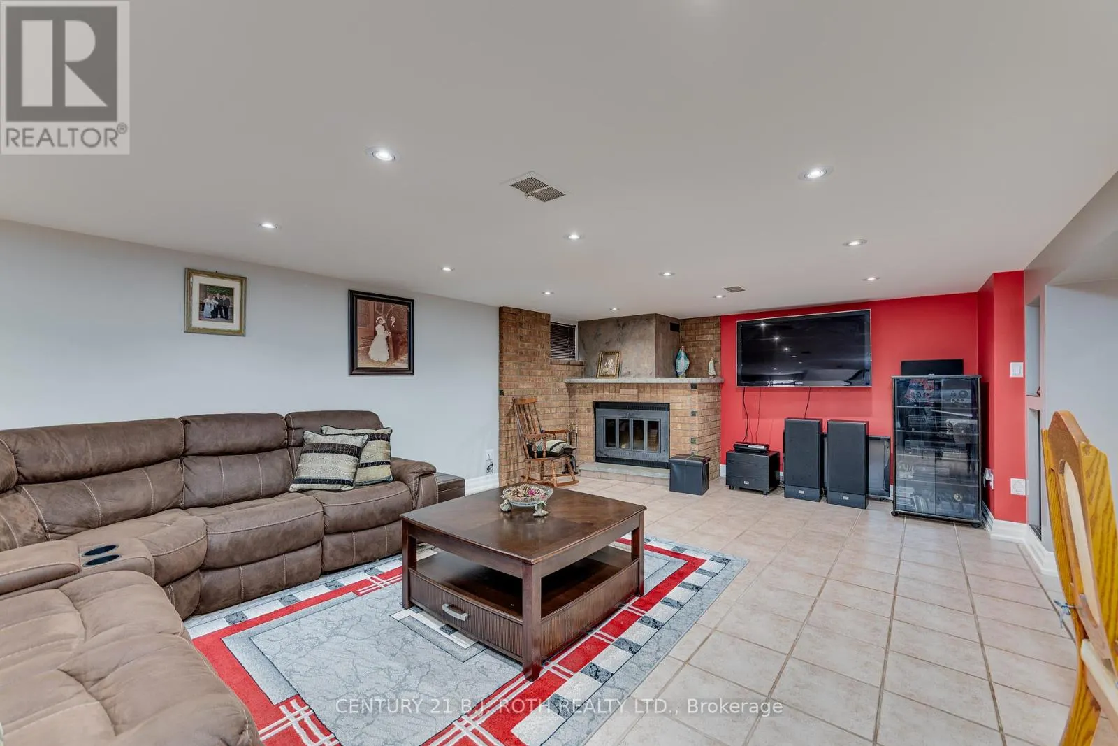 193 EPSOM DOWNS DRIVE